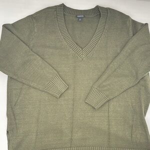 Torrid V-Neck Long Sleeve Pullover Sweater in Deep Depths